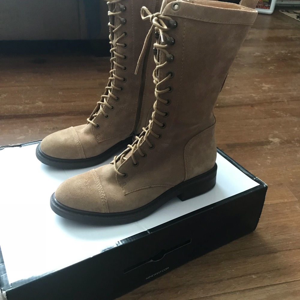 Nine West combat style boot size 8 1/2